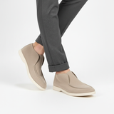 Vyvýšené semišové mokasíny