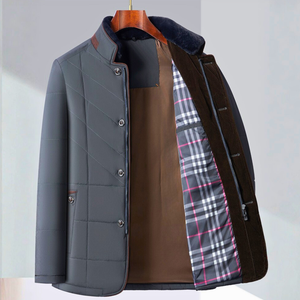 Kaput Belcourt s kvadratnim dezenom