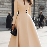 Krémové dlouhé kabátové šaty s elegantním lemem