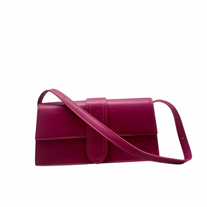 Cloe: Elegant and Stylish Accessory