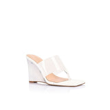 Sienna Wedge v provedení Lucite a White Vinylite