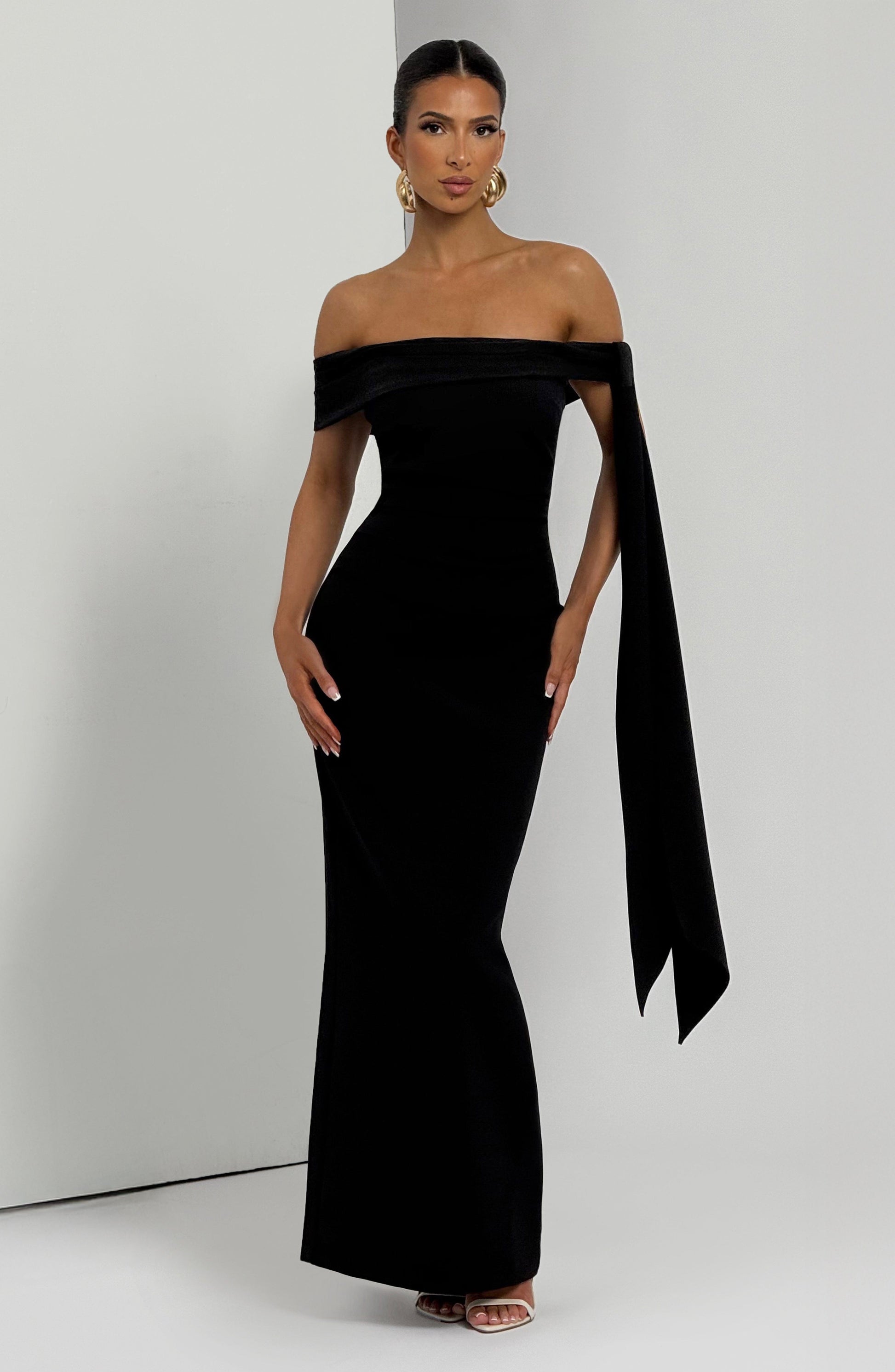 Addie Maxi Haljina - Crna