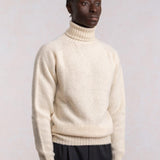 Krémový svetr s límečkem