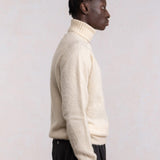 Krémový svetr s límečkem