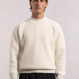 Svetr z přírodní jehněčí vlny