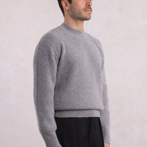 Pulover od janjeće vune - Siva