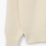 Svetr z přírodní jehněčí vlny