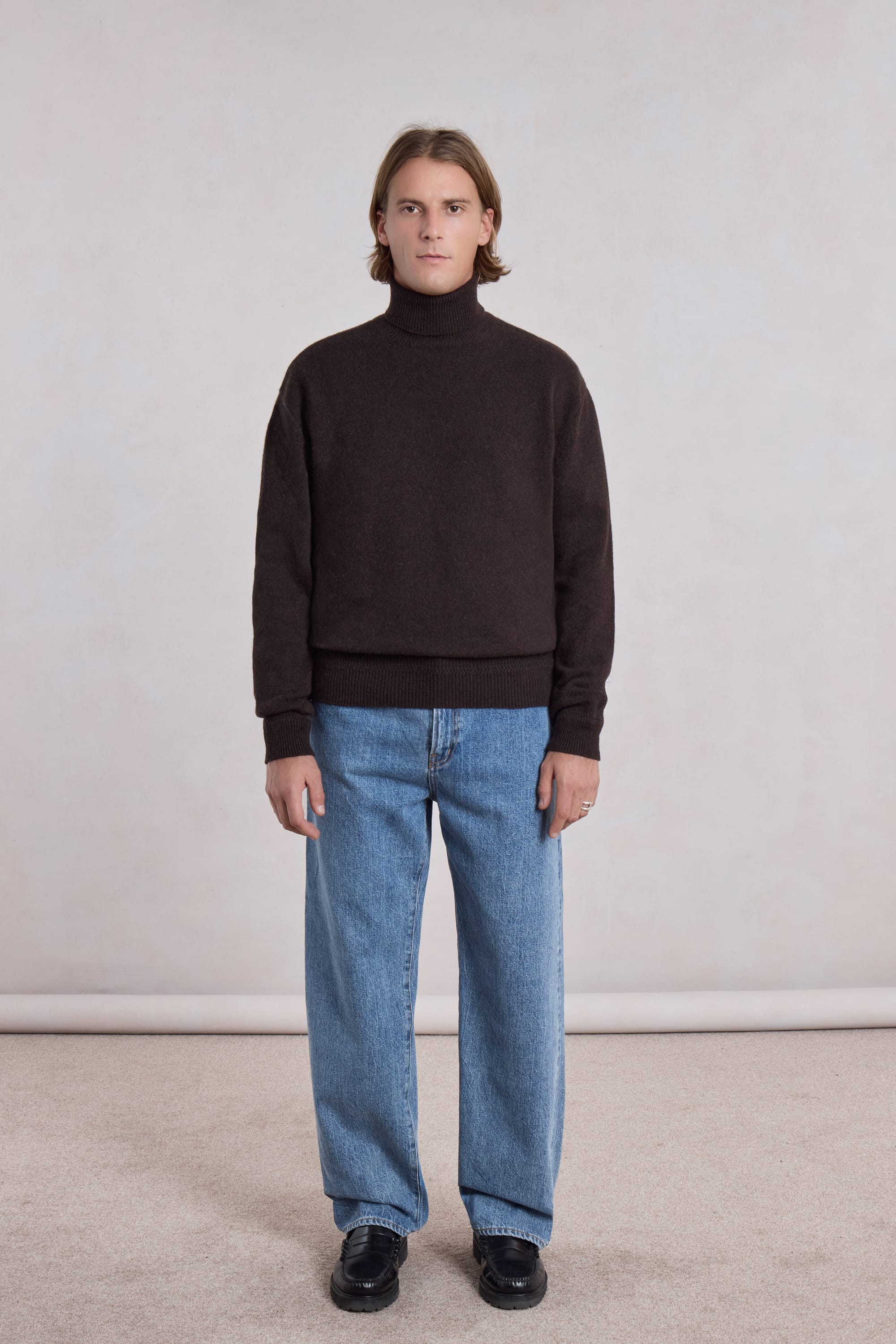 Opušteni Kašmir Turtleneck - Marron