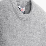 Šedý svetr z alpaky