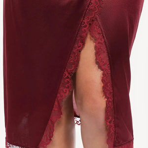 Haljina midi s čipkastim detaljima i cvjetnim uzorkom