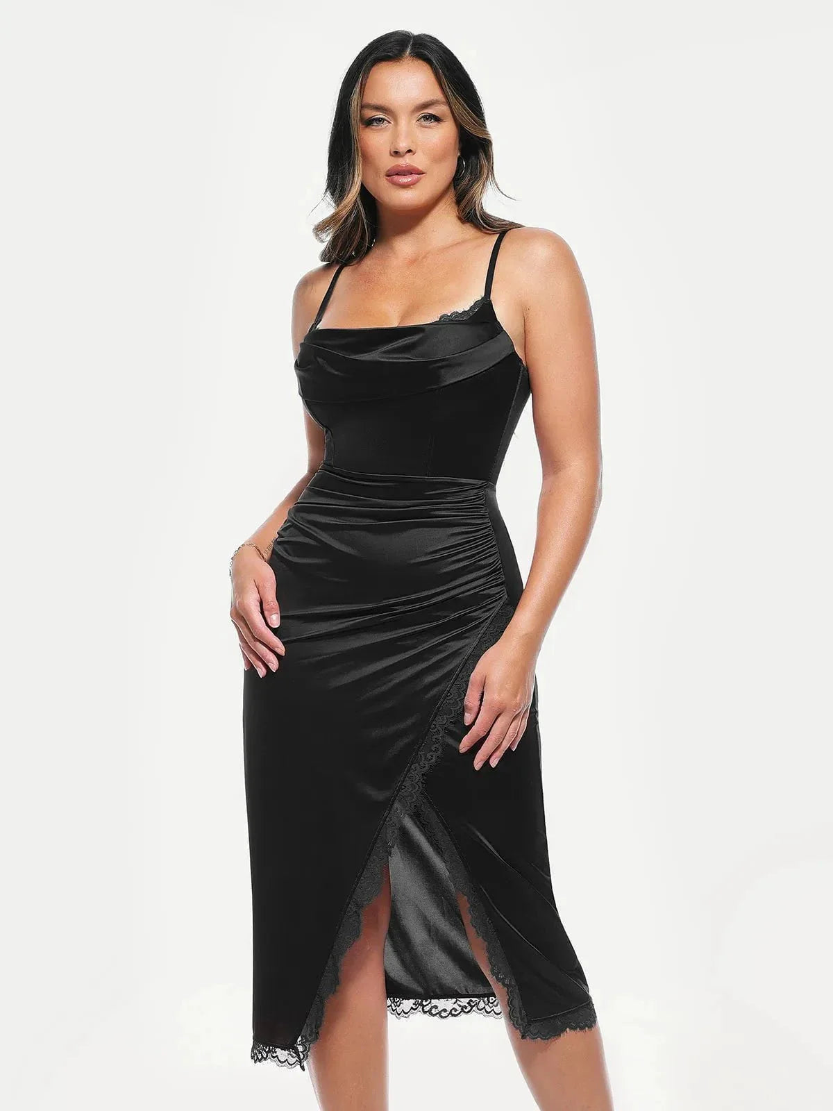 Haljina midi s čipkastim detaljima i cvjetnim uzorkom