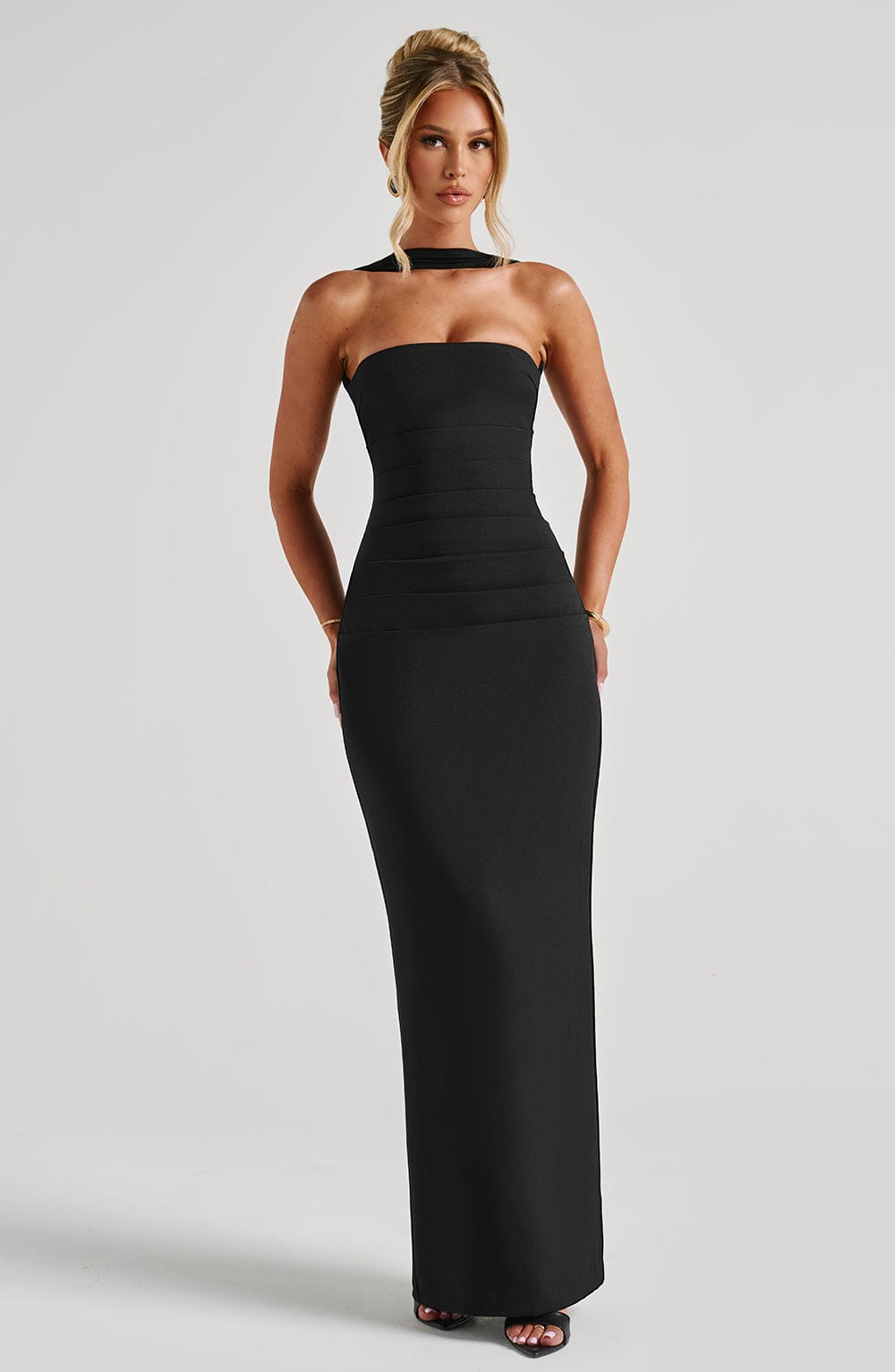 Yulia Maxi Haljina - Crna