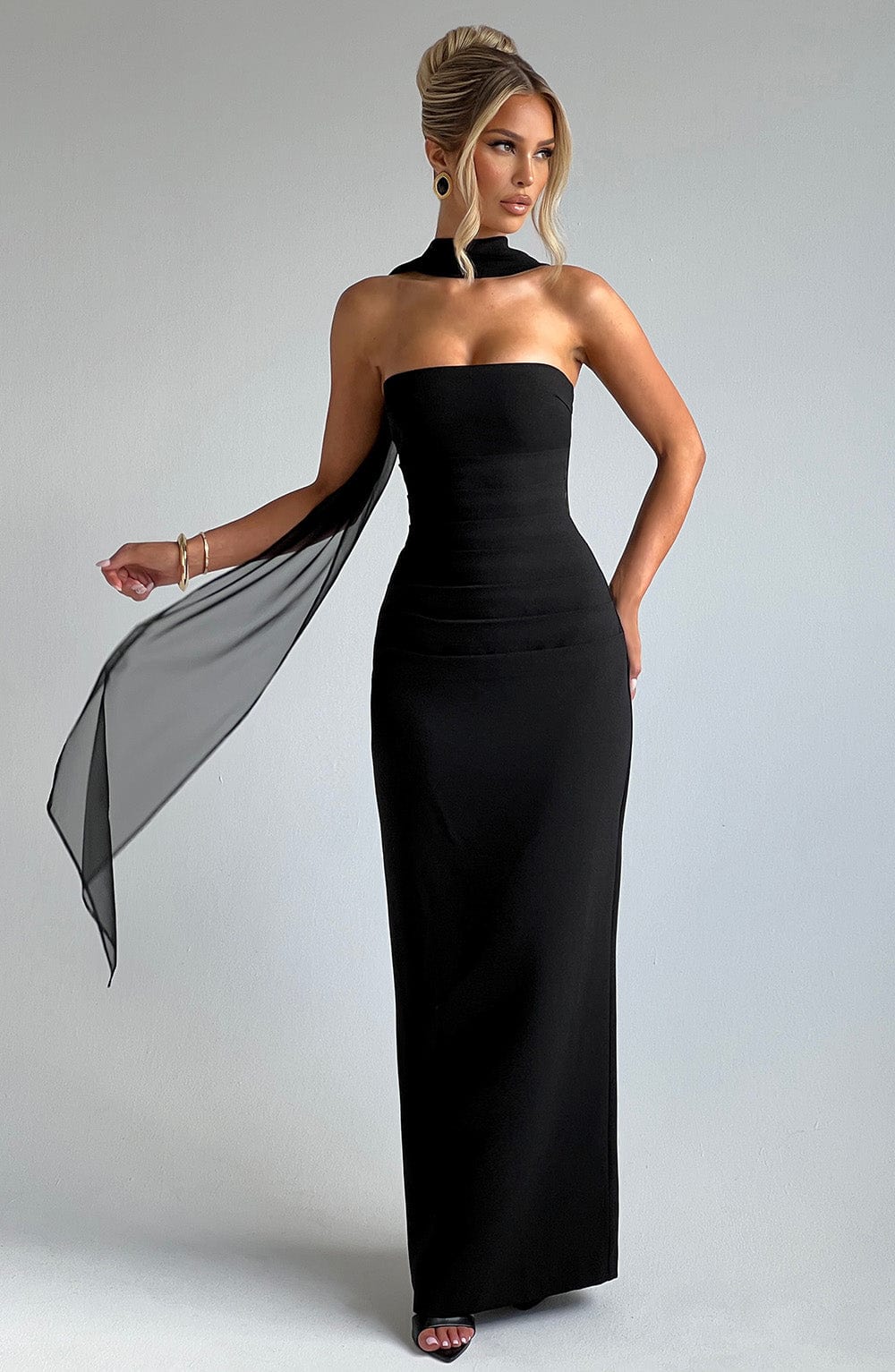 Yulia Maxi Haljina - Crna